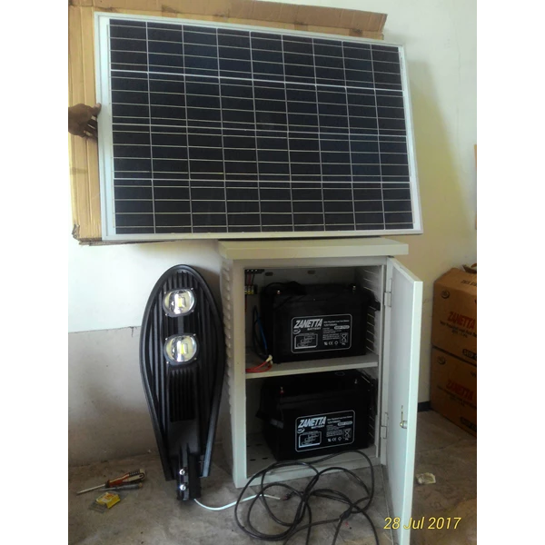 40 Watt LED Solar Lamp (Solar Cell 2x80WP)