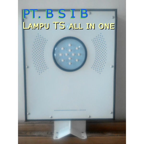 Lampu PJU Two In One Solar Cell