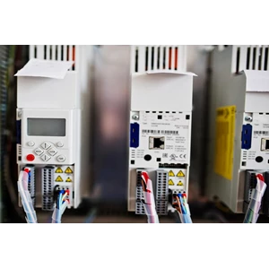 Bagaimana Box Panel Listrik Berperan dalam Era Digital